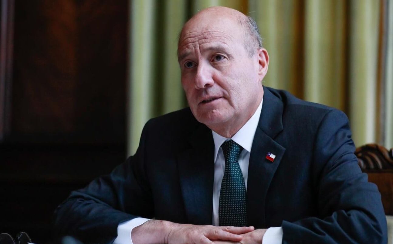 “Hay personas que deberían estar pagando”: ministro de Hacienda explicó cobro a deudores del CAE y asegura que pagos han tenido un gran aumento