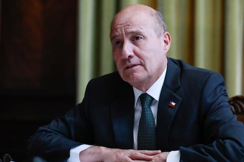 “Hay personas que deberían estar pagando”: ministro de Hacienda explicó cobro a deudores del CAE y asegura que pagos han tenido un gran aumento