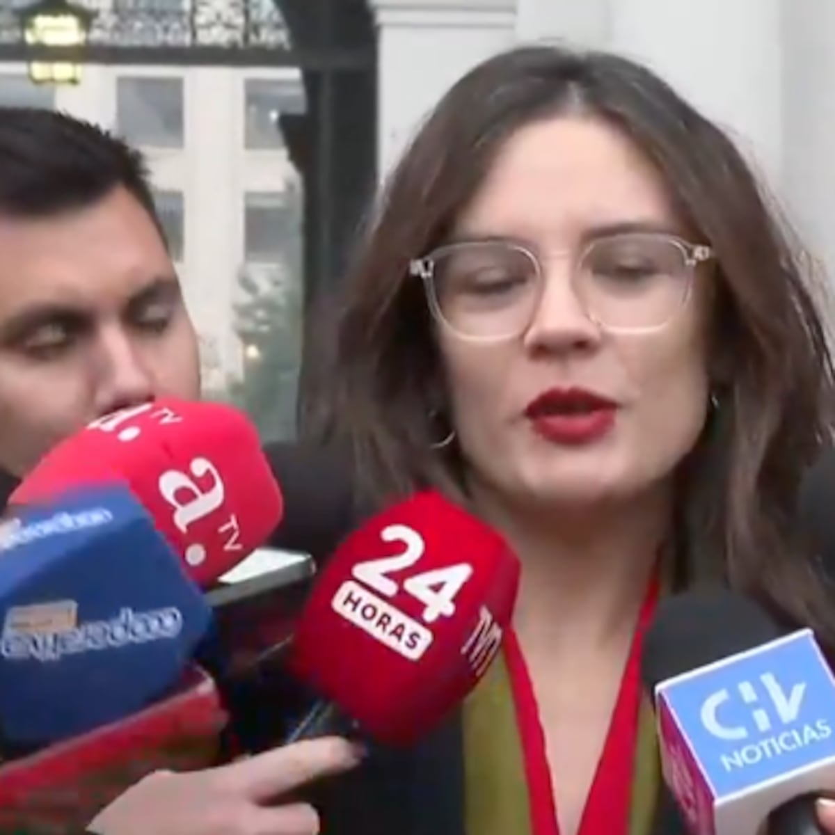 Camila Vallejo vuelve como vocera de Gobierno y descarta unirse a la campaña de Jara Camila Vallejo vuelve como vocera de Gobierno y descarta unirse a la campaña de Jara