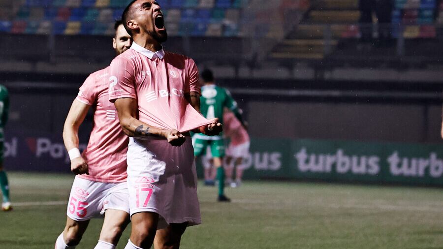 Católica dió el primer golpe y venció a Audax en la ida por los octavos de Copa Chile