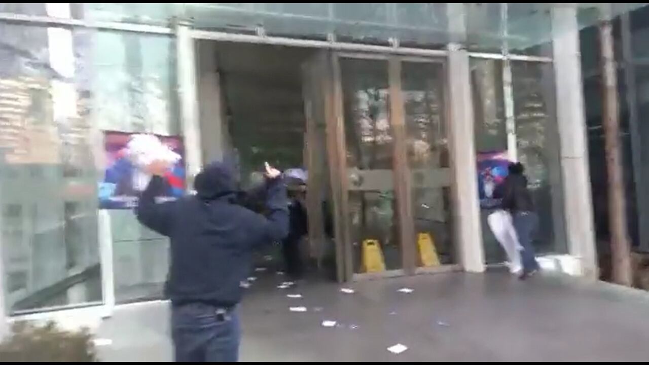 Una nueva manifestación de los fanáticos de Universidad de Chile.