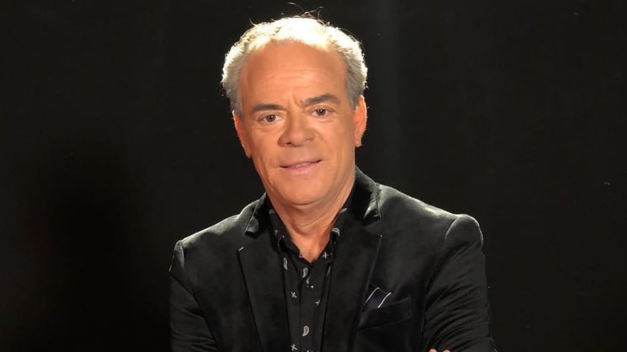 El otrora lector de noticias de TVN en la década de los ochenta y noventa, es uno de los cuatro invitados al programa "Podemos hablar", de Chilevisión.