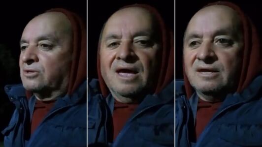 “Estoy perdiendo la sonrisa”. Con esas palabras el recordado notero de la década de los 90, Patricio Oñate, dio a conocer la difícil situación económica que enfrenta y realizó hizo un sentido llamado a sus seguidores para que lo ayuden con una dulce causa.
“Les quería quitar unos minutos, parte de su tiempo, y que me ayuden a vender esta miel… a comprarla, es dulce, cuesta ‘seis miel’ ($6.000)”, dijo en un video que compartió en redes sociales, donde se ve visiblemente afectado, sin ese ánimo que lo caracterizó durante sus notas para programas como Viva el Lunes, Sábados Gigantes o el Mundial de Francia 98.