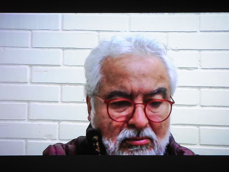 Luis Hermosilla seguirá en prisión preventiva tras revisión de cautelares: Manuel Monsalve lo atendió cuando tuvo un problema de salud en Capitán Yáber