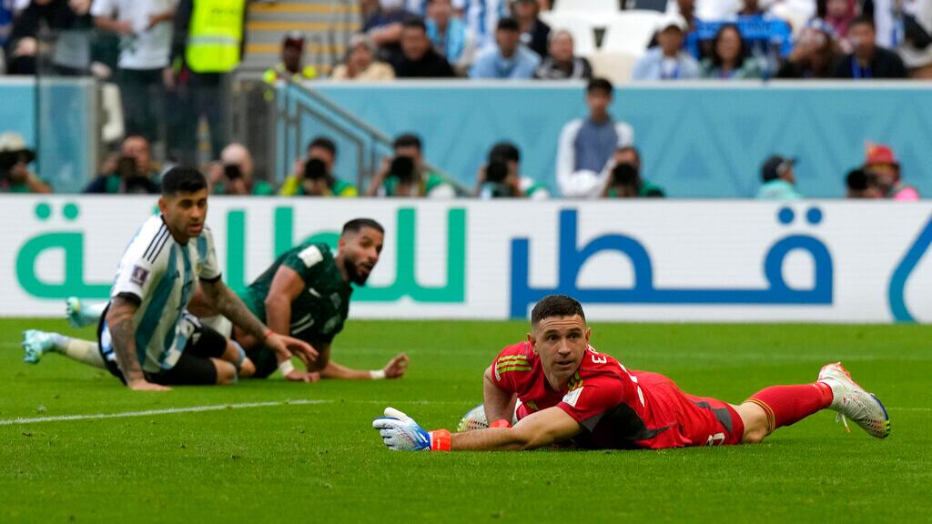 Emiliano "Dibu" Martínez