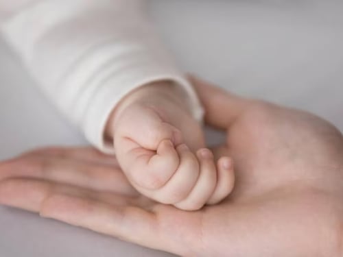 ¿Buscas un nombre para tu bebé?: 12 nombres que significan “fuego” para niño y niña que son únicos y tienen distintos orígenes
