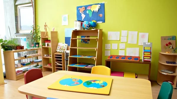 Cobertura de educación parvularia en Chile alcanza solo 43% y deja a más de 390 mil niños fuera