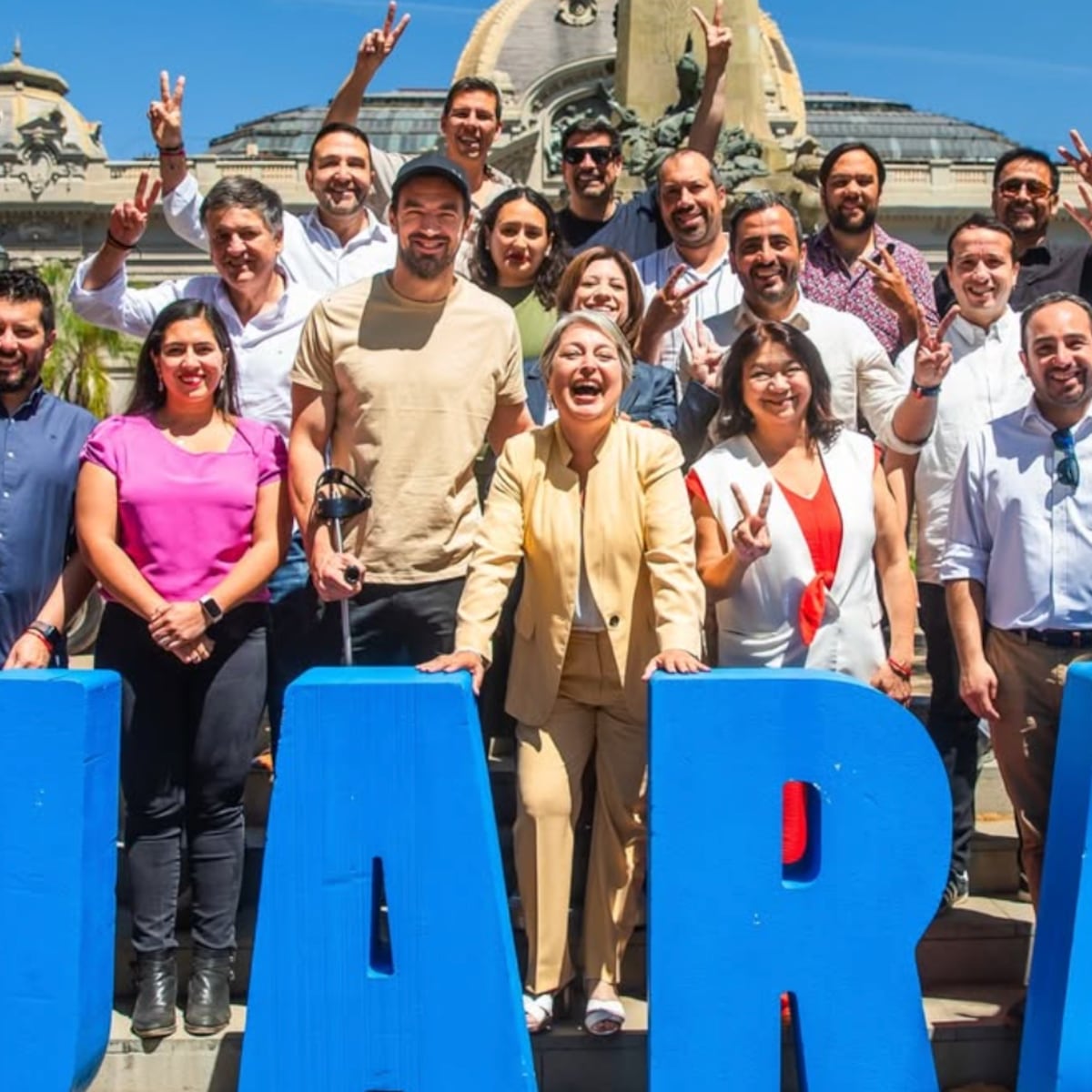 Jara lanza campaña de segunda vuelta con escenario electoral abierto Jara lanza campaña de segunda vuelta con escenario electoral abierto