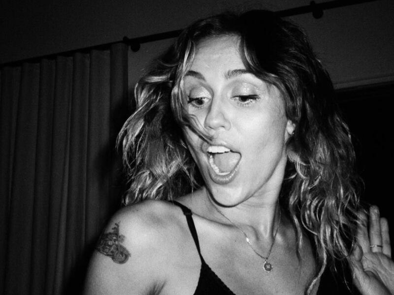 Miley Cyrus es nombrada como ‘Leyenda Disney’: ¿Qué otras celebridades recibieron este reconocimiento?