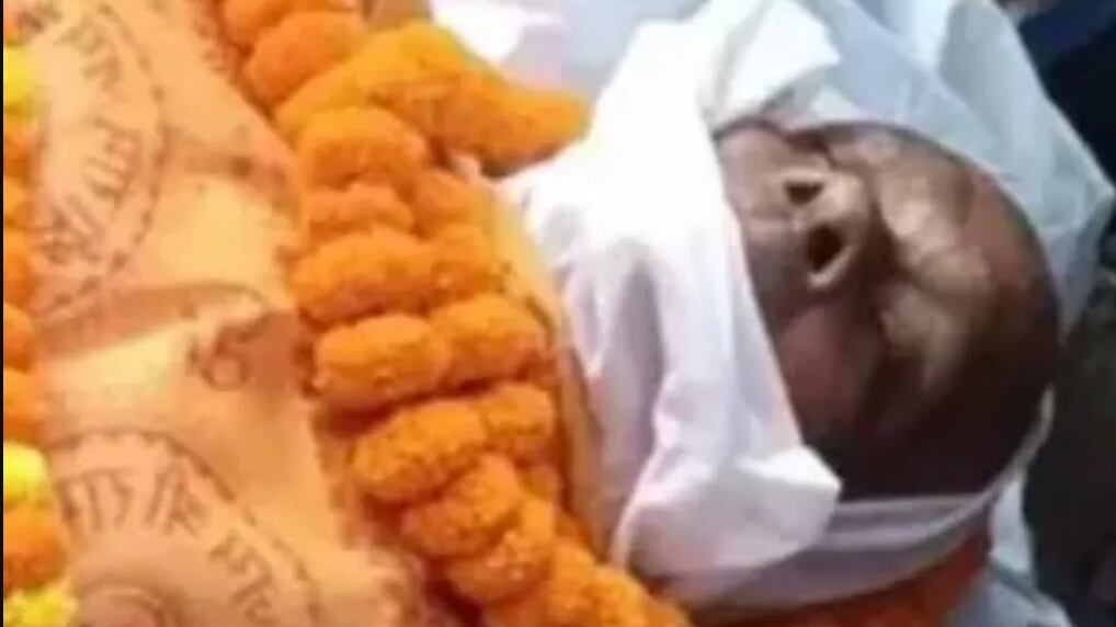 Fingió su propio funeral y “resucitó” en el crematorio para descubrir quién lo quería