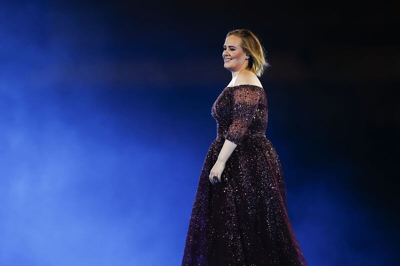 La cantante inglesa se ha ganado un espacio en la industria de la música con sus interpretaciones llenas de emoción. Foto: Getty Images.