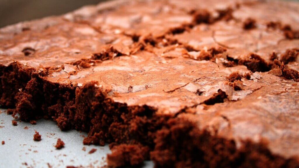 Receita de brownie de chocolate para aliviar a TPM