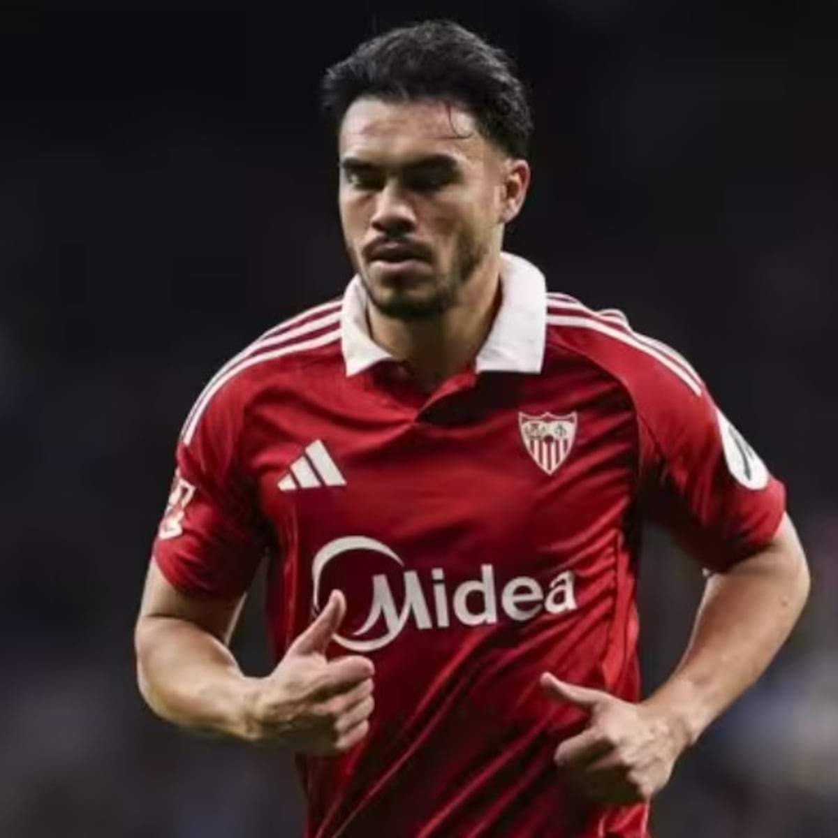 Gabriel Suazo baja en Sevilla para derbi contra Betis Gabriel Suazo baja en Sevilla para derbi contra Betis