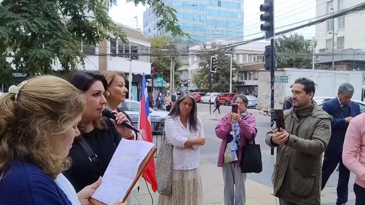 Protesta grupo de católicos