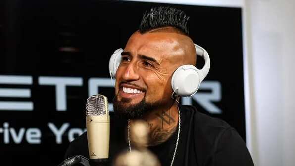 El mediocampista de Colo Colo aseguró que "fácilmente" podría jugar en un futuro próximo en el puesto de defensa central.