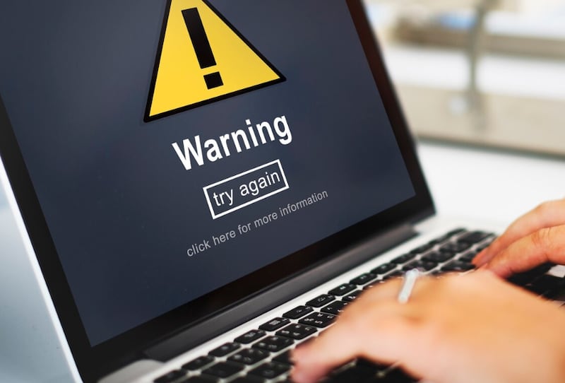 Concepto de signo de seguridad de notificación de alerta de atención de advertencia