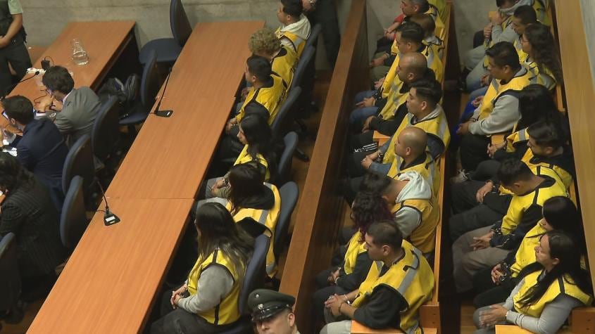 Operación Apocalipsis: Abogado es detenido en plena formalización por prestar teléfono a gendarme imputado