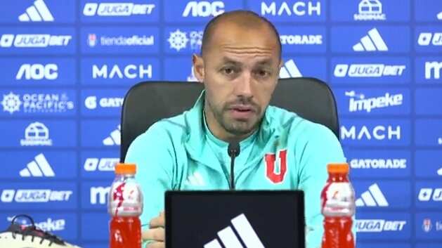 Marcelo Díaz en conferencia de prensa.