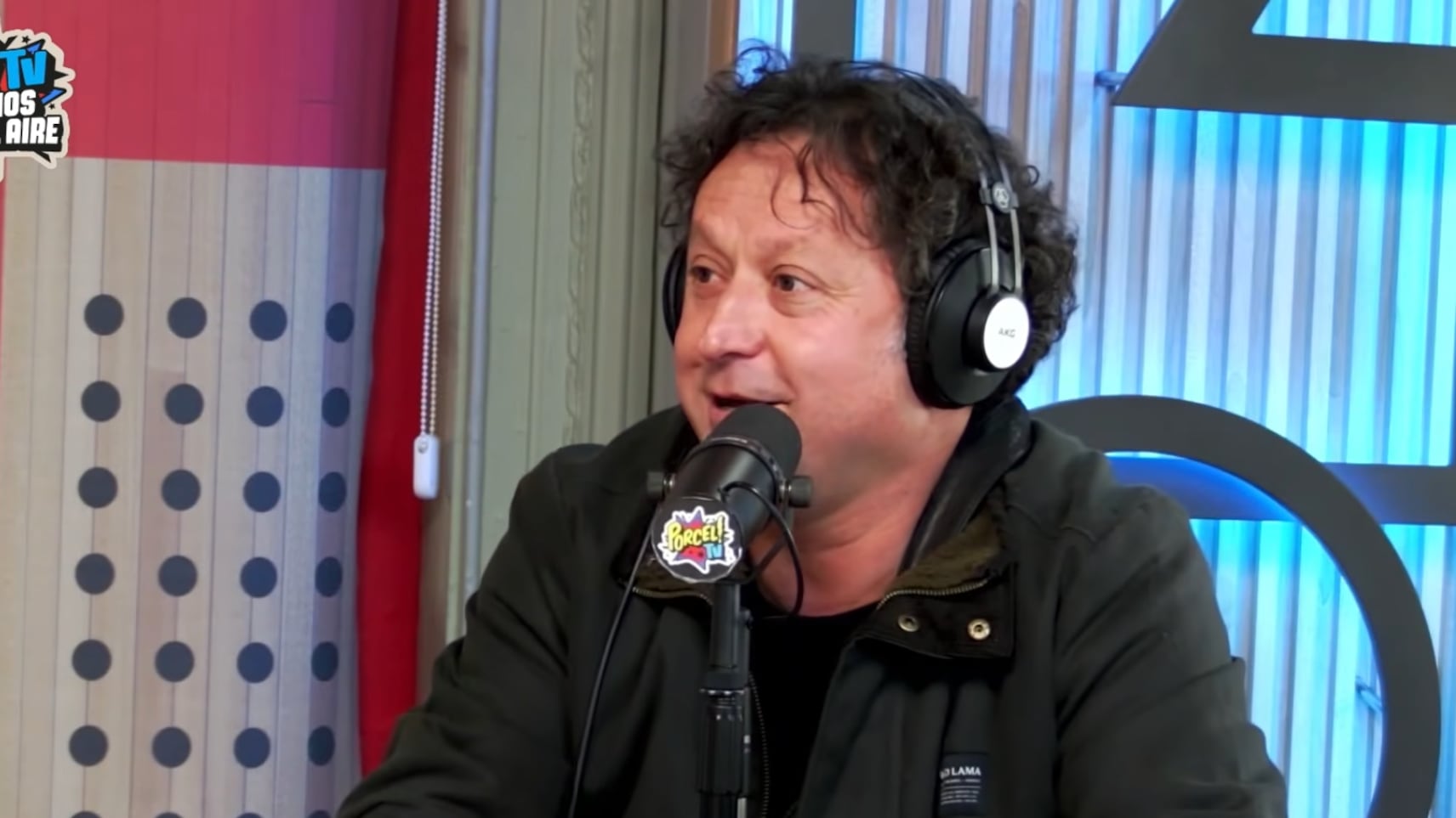 Daniel Alcaíno se refirió a las críticas que ha recibido por sus bromas políticas