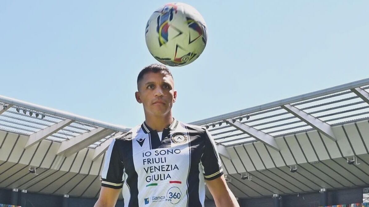 Según la prensa deportiva italiana, el delantero chileno recién podría debutar en Udinese a mediados de octubre, en un partido de la Serie A frente a AC Milán.