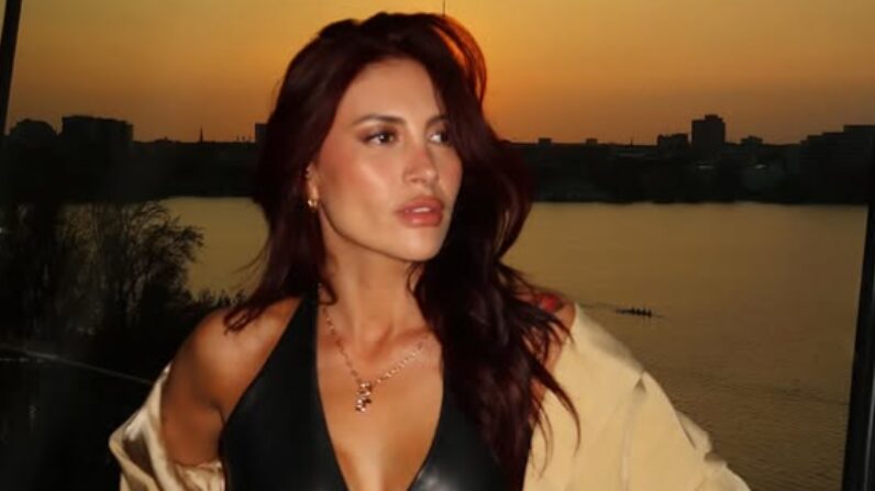 Karen Paola | Fuente: Instagram @karenpaolamusic