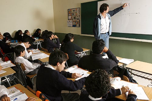 Inclusión escolar en Chile sigue sin cerrar brechas: 10% de estudiantes no termina el colegio