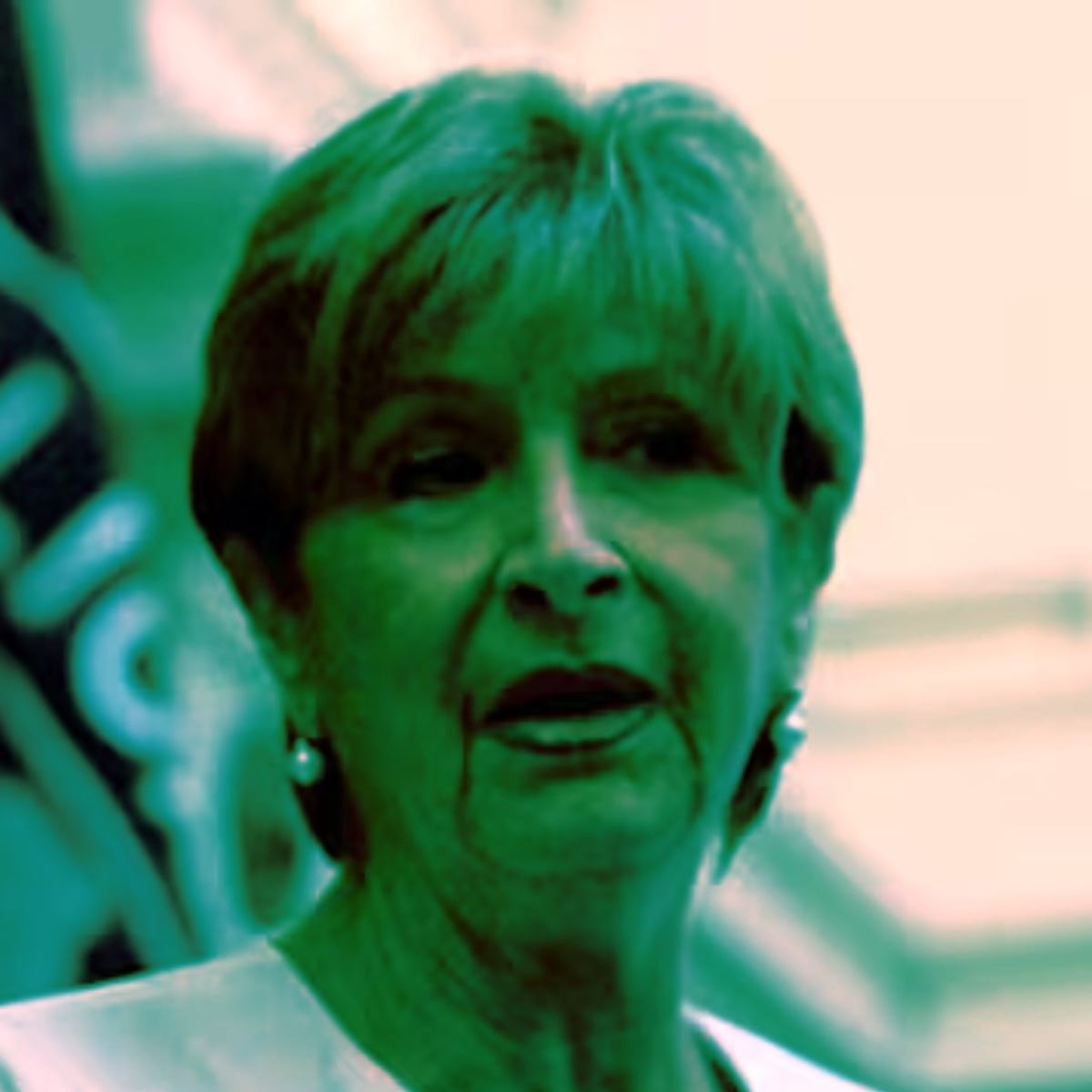 Marta Larraechea sufre paro cardiorrespiratorio por picadura de abeja Marta Larraechea sufre paro cardiorrespiratorio por picadura de abeja