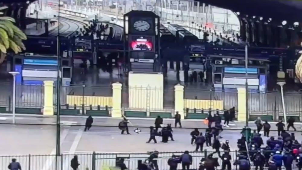 Protestas del Día del Trabajador en Estación Central | Fuente: X de Carabineros