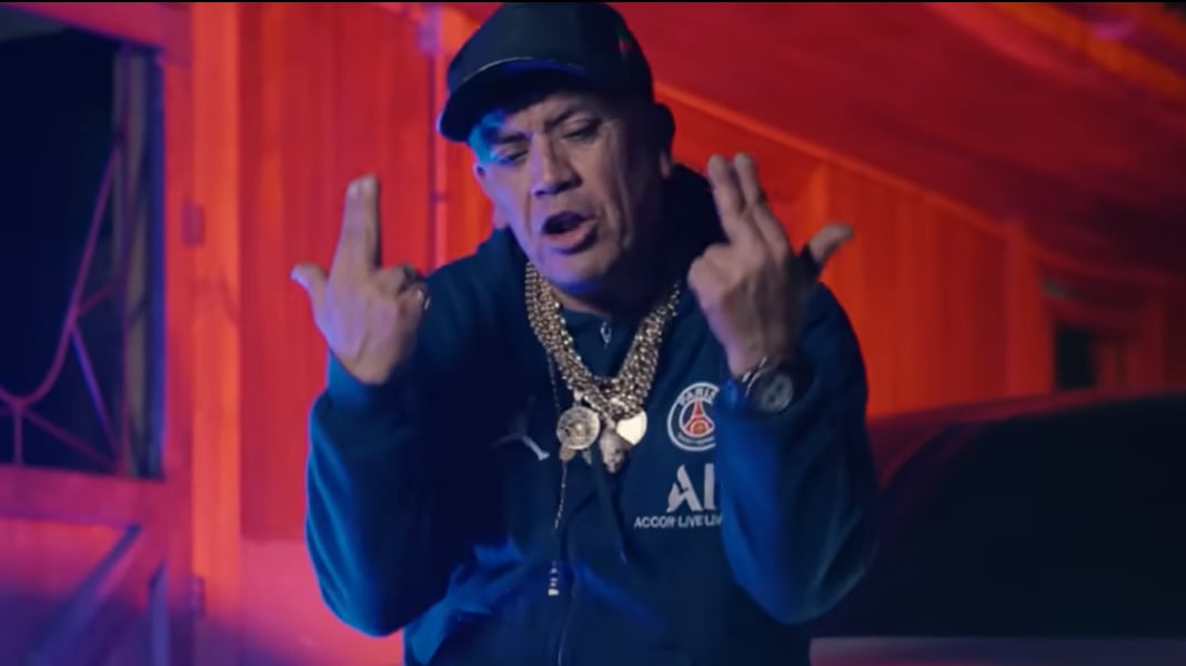 Gran preocupación entre sus seguidores ha generado el influencer René Puente, quien fue reportado como desaparecido. 
A través de Instagram, su equipo comunicó que denunció ante la policía el presunto secuestro del también cantante urbano conocido como Loco René.
“Queremos informar como equipo de trabajo del tío René que ya hace un par de días se vienen realizando videos y mostrando al tío Rene en un estado no muy favorable para él”, señalaron en stories.