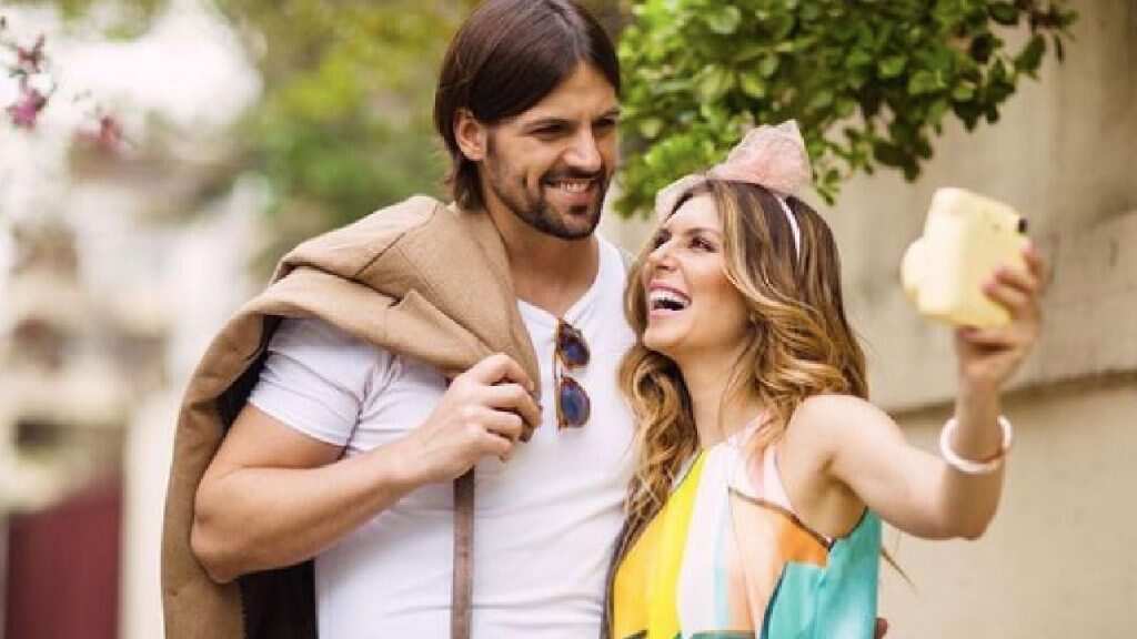 “Felicidad máxima": Eugenia Lemos y Matías Kosznik revelaron el sexo de su primer bebé en una celebración a lo grande