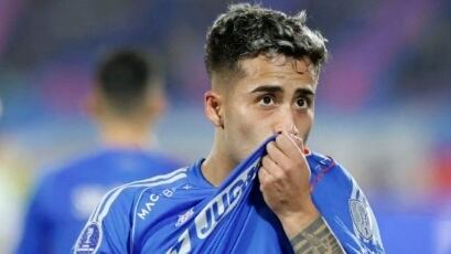 El futbolista universitario es uno de los titulares que propondrá Gustavo Álvarez para enfrentar este domingo a Colo Colo en el estadio Monumental.