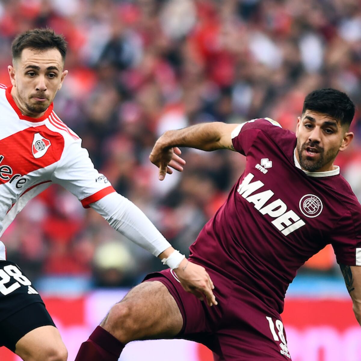 La “U” sigue sin suerte en fichajes: Leandro Díaz se queda en Lanús La “U” sigue sin suerte en fichajes: Leandro Díaz se queda en Lanús