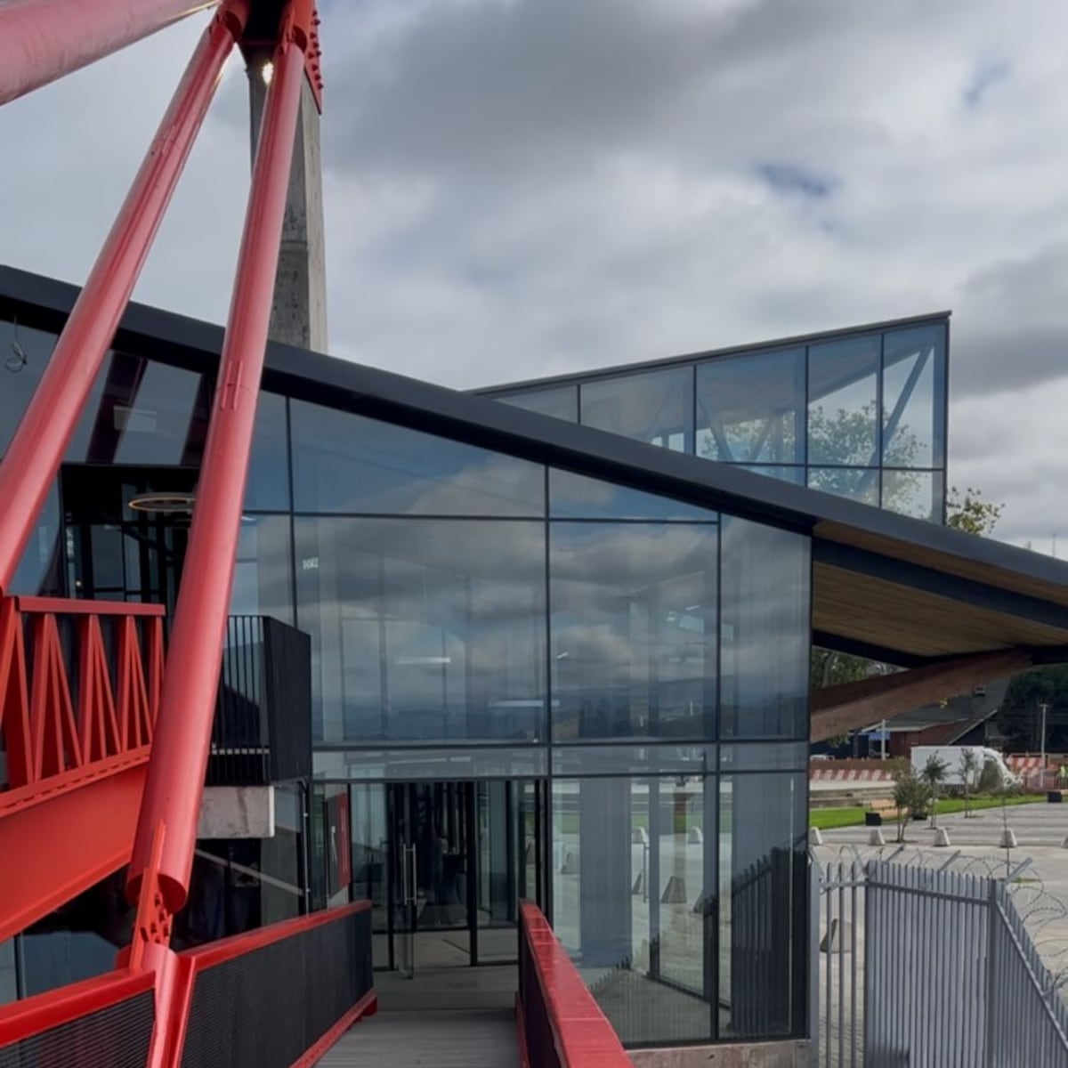 Puerto Montt estrena imagen país en su terminal de cruceros Puerto Montt estrena imagen país en su terminal de cruceros