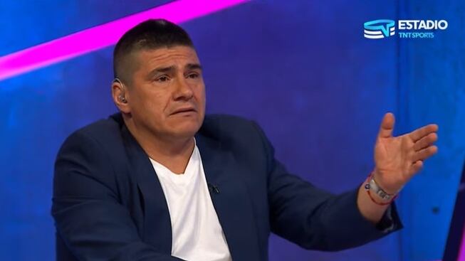 El panelista del programa de TNT Sports entregó su fórmula para que Arturo Vidal pueda jugar en Boca Juniors y Colo Colo, sin molestar a los hinchas albos.