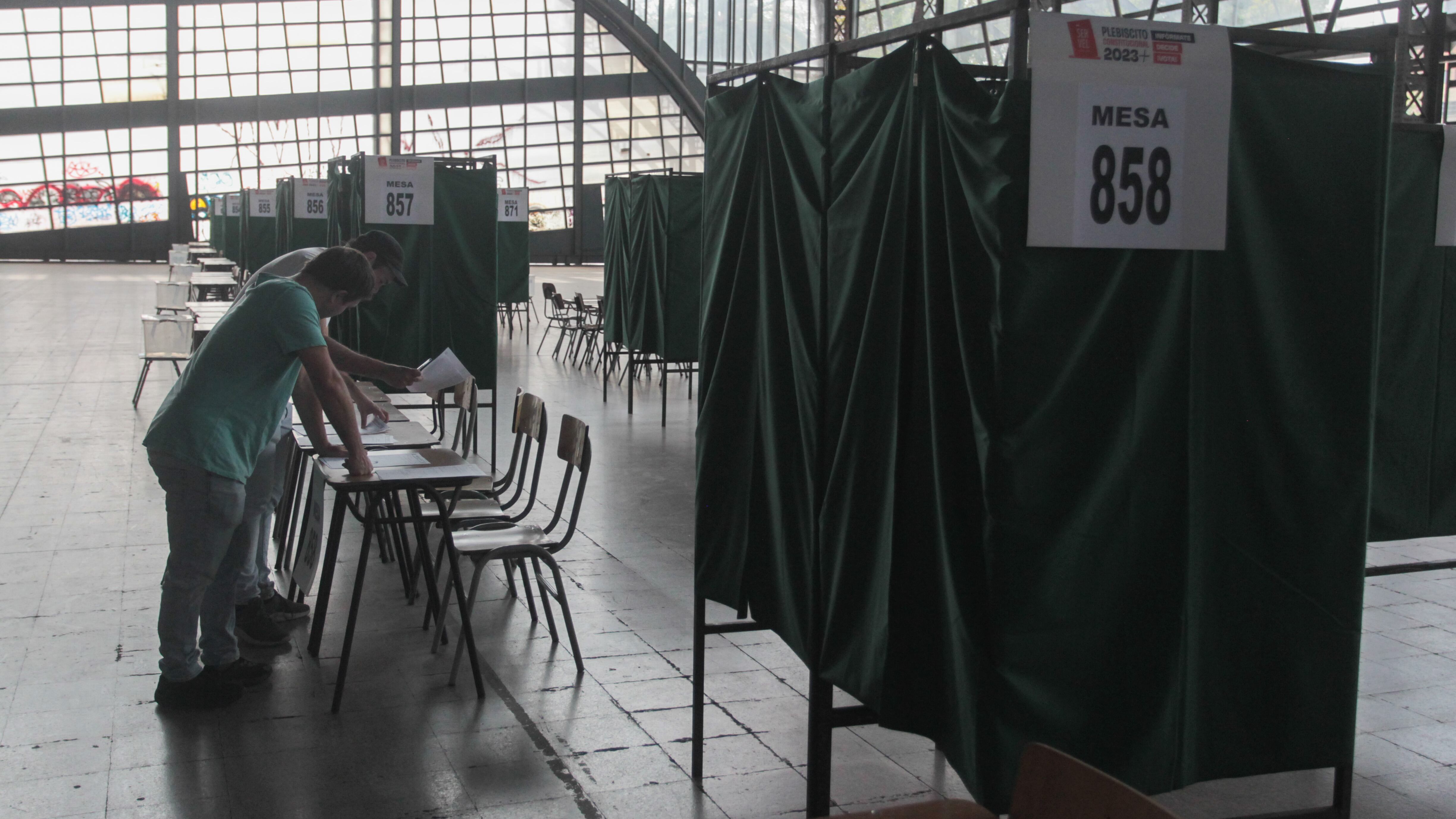 Vocales de mesa se conocen este sábado