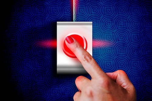 Superintendencia de Salud corrige por primera vez primas GES de las isapres y obliga a tres a cobrar menos