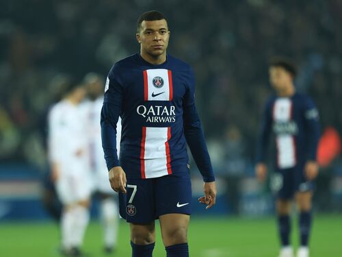 Kylian Mbappe excluido de gira con PSG podría no jugar toda la temporada