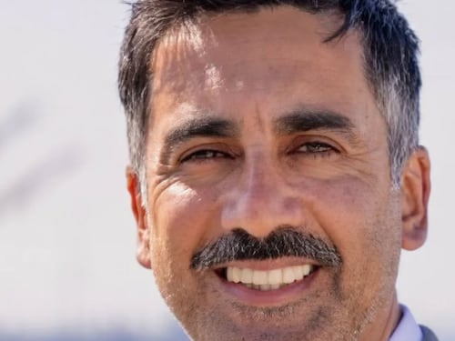 “Nunca fue colega, no se tituló”: La tajante declaración del Colegio de Dentistas sobre Aldo Ibani