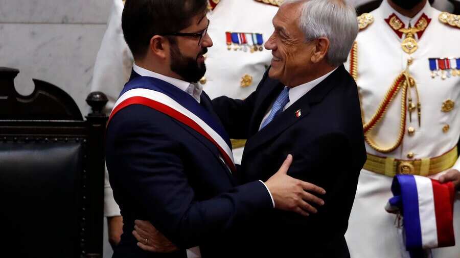 Gabriel Boric y Sebastián Piñera