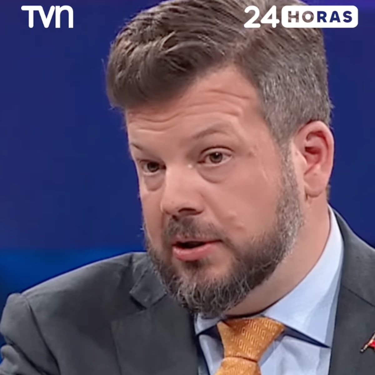 Johannes Kaiser aboga por la educación de hijos de inmigrantes ilegales en Chile Johannes Kaiser aboga por la educación de hijos de inmigrantes ilegales en Chile