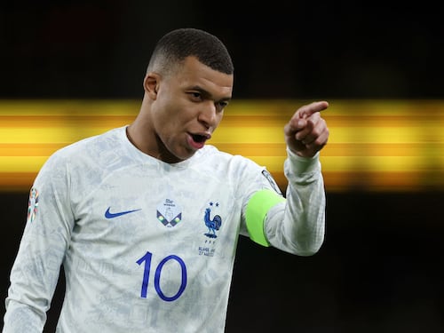 Mbappé rechaza el contrato más lucrativo en el futbol ¿Cuál será su destino?