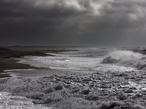 ¿Puede ocurrir en Chile un meteotsunami?: El fenómeno que dejó un muerto y 30 lesionados en Argentina