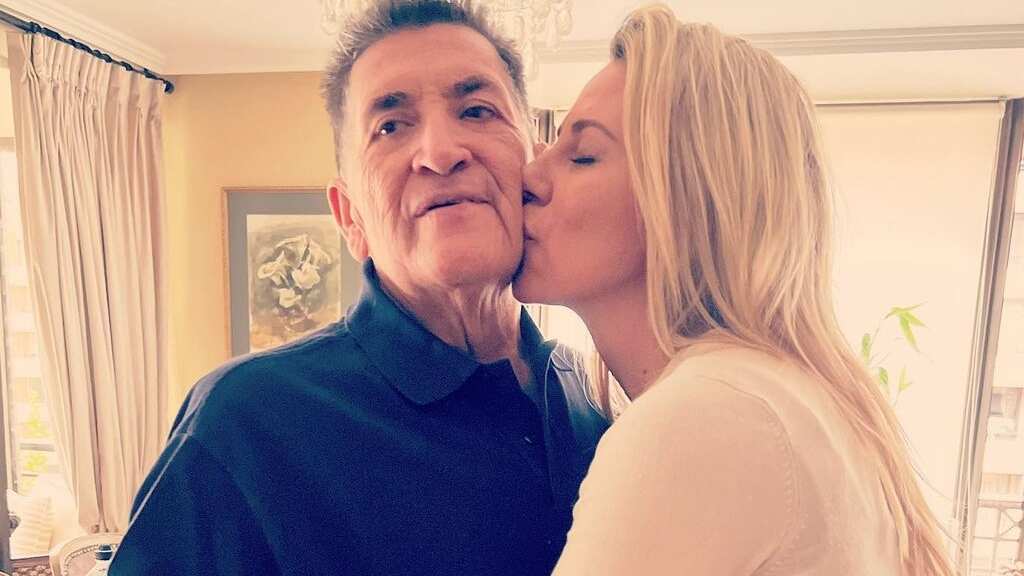 Gissella Gallardo publicó por el estado de salud de su padre.