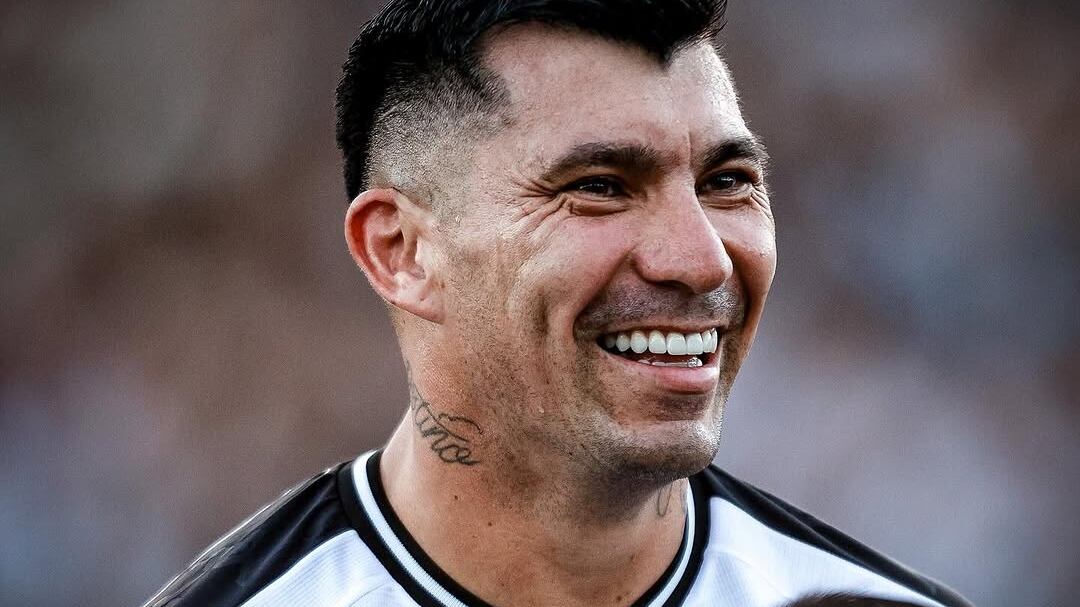 El defensor se desligó oficialmente de Boca Juniors, y por estos días ha negociado su eventual regreso a Universidad Católica.