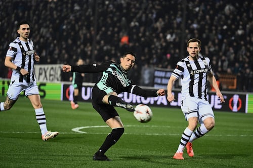 El Betis de Manuel Pellegrini perdió en Grecia y se complica en la UEFA Europa League