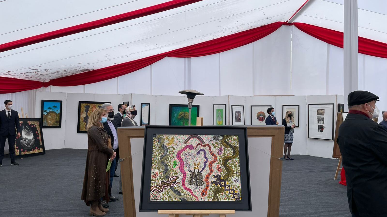 La universidad recibe esta exposición.