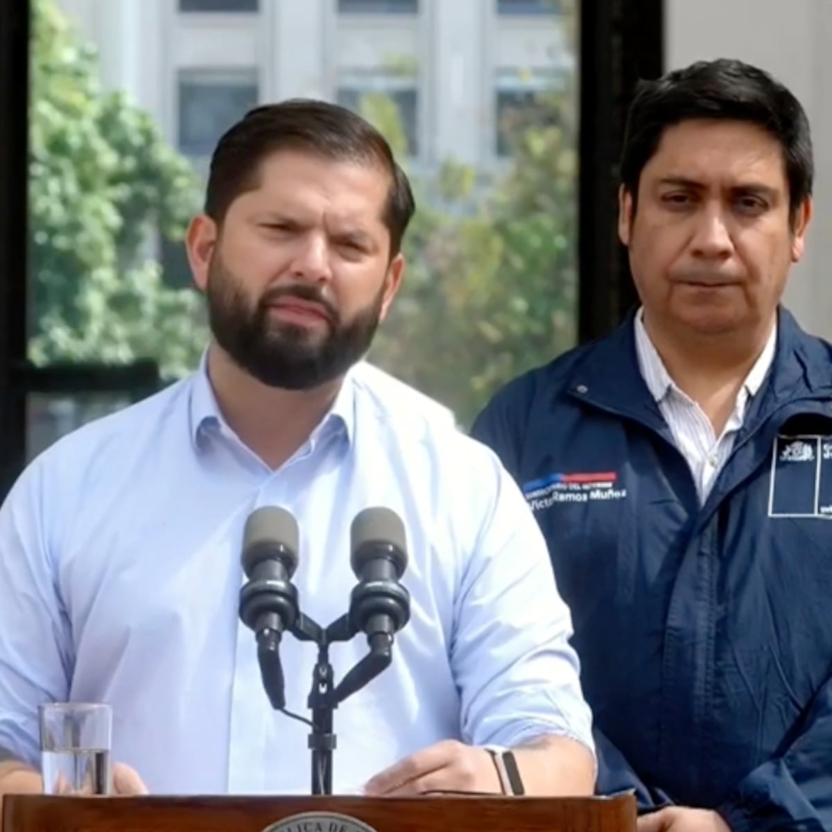 Presidente Boric anuncia ayuda para damnificados por incendios en el sur Presidente Boric anuncia ayuda para damnificados por incendios en el sur