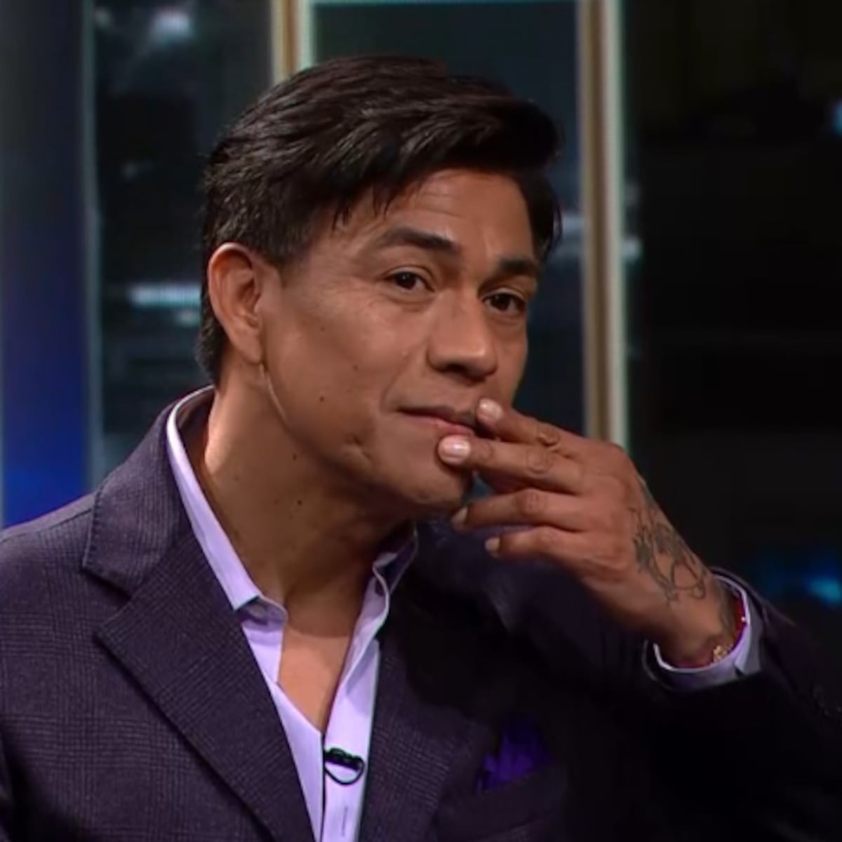 Exintegrante de banda de Américo lo acusa de abuso laboral Exintegrante de banda de Américo lo acusa de abuso laboral