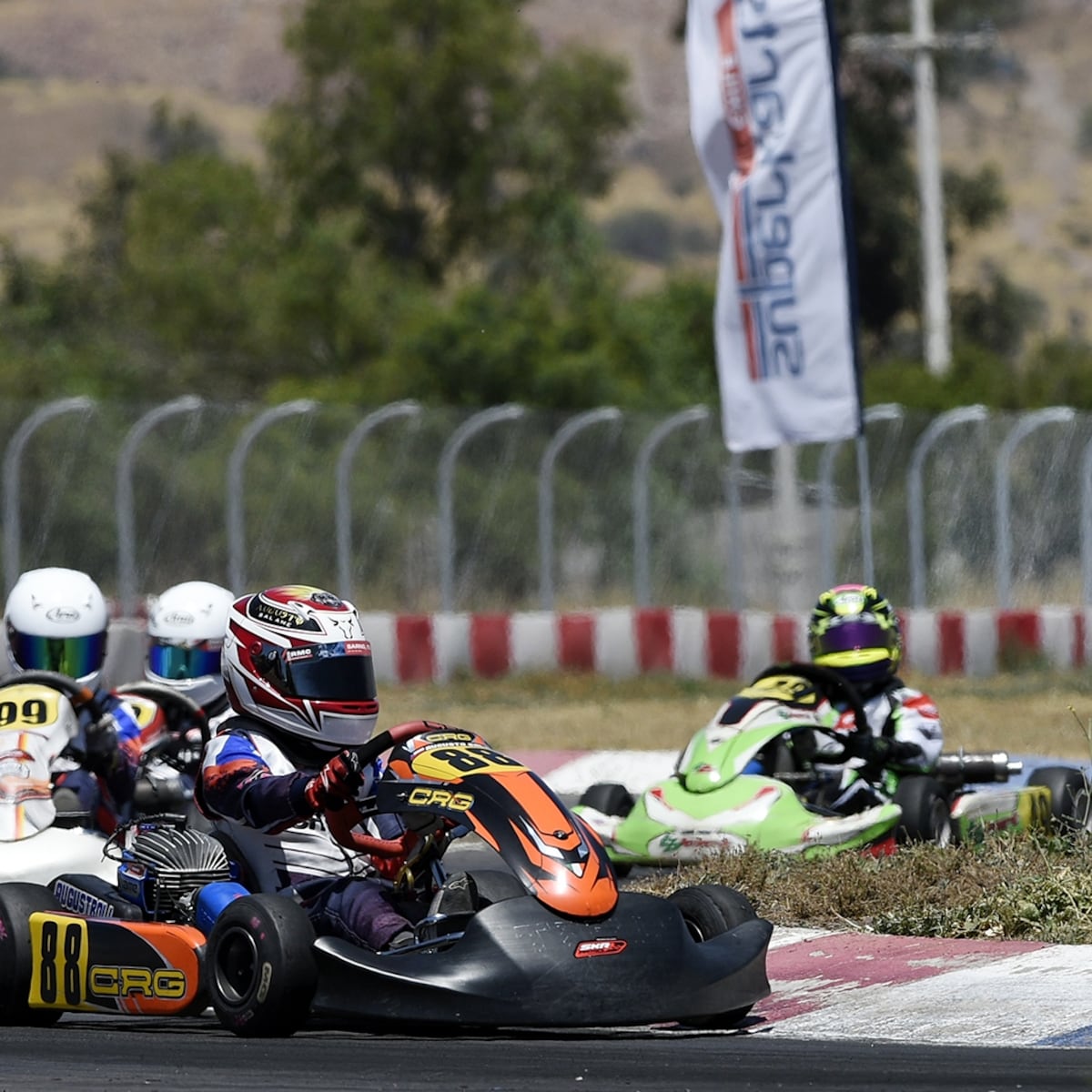 Pilotos internacionales compiten en tercer fecha de karting nacional Pilotos internacionales compiten en tercer fecha de karting nacional
