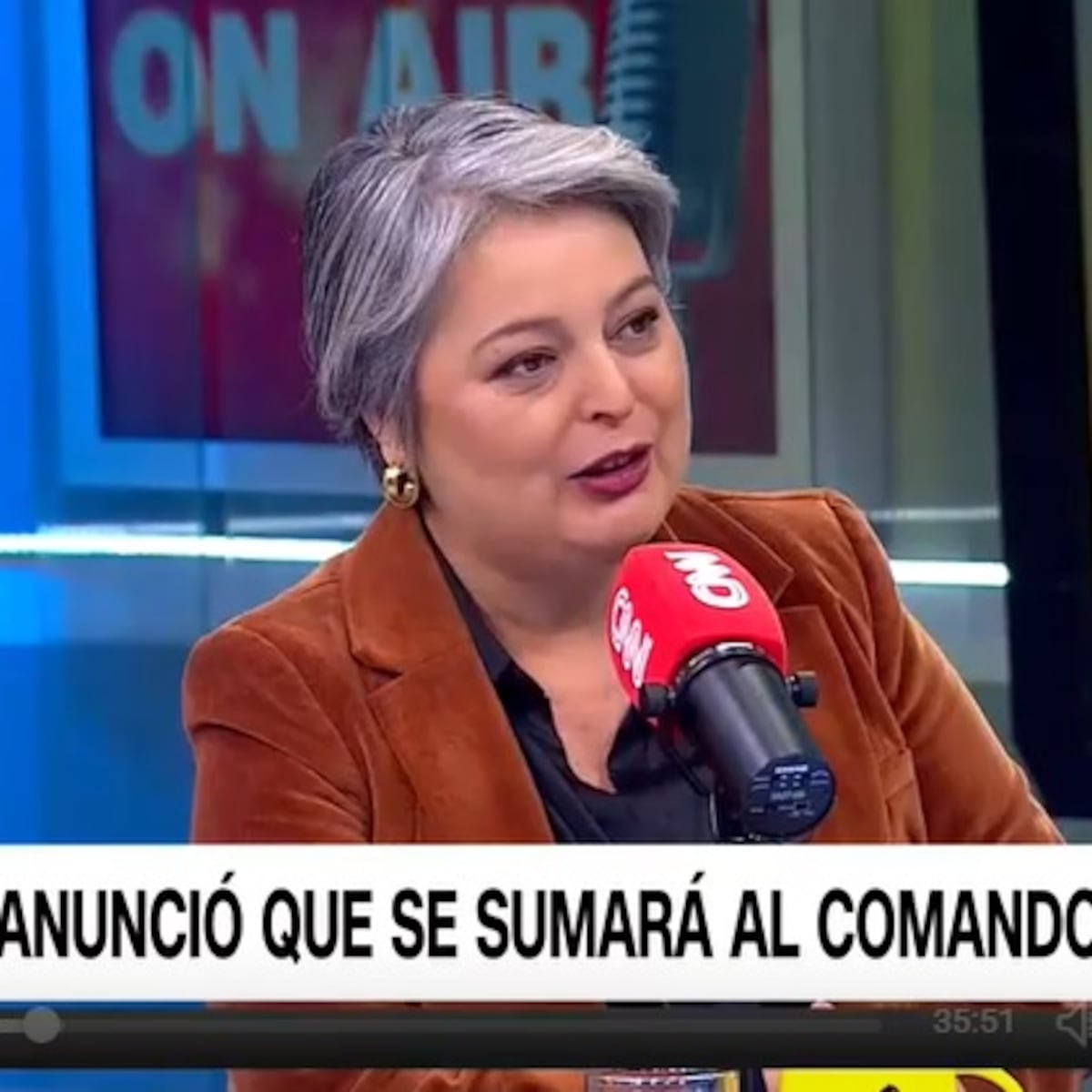 Matthei denuncia campaña sucia de Kast ante Jara Matthei denuncia campaña sucia de Kast ante Jara